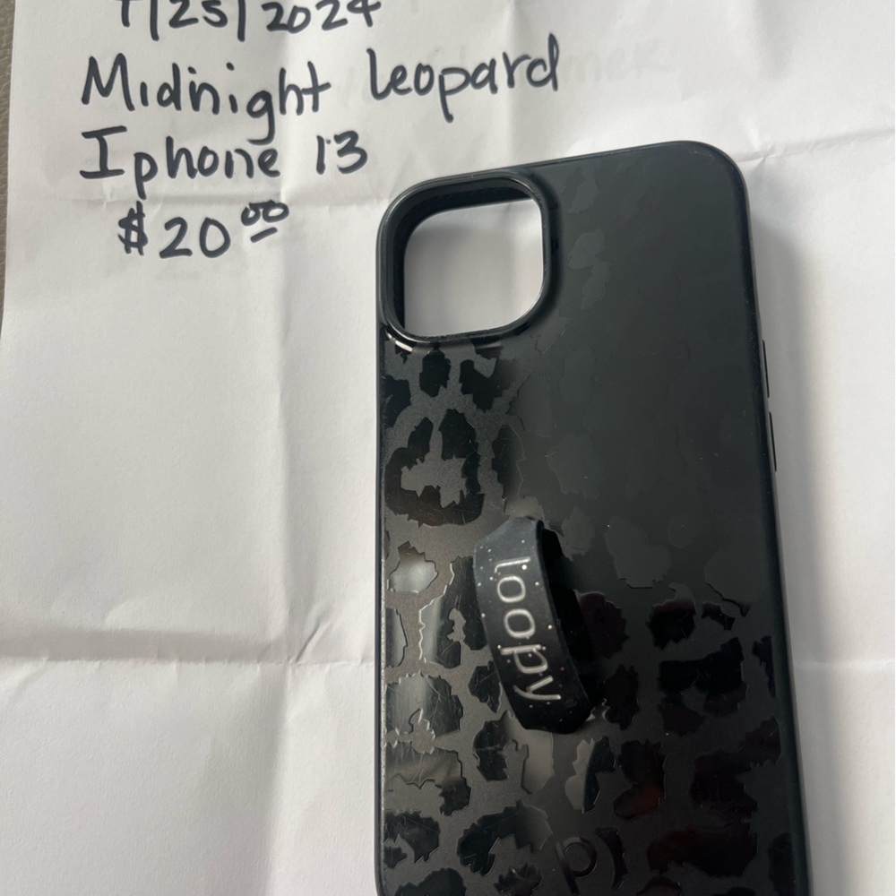 iPhone 13 loopy case midnight leopard (righty)